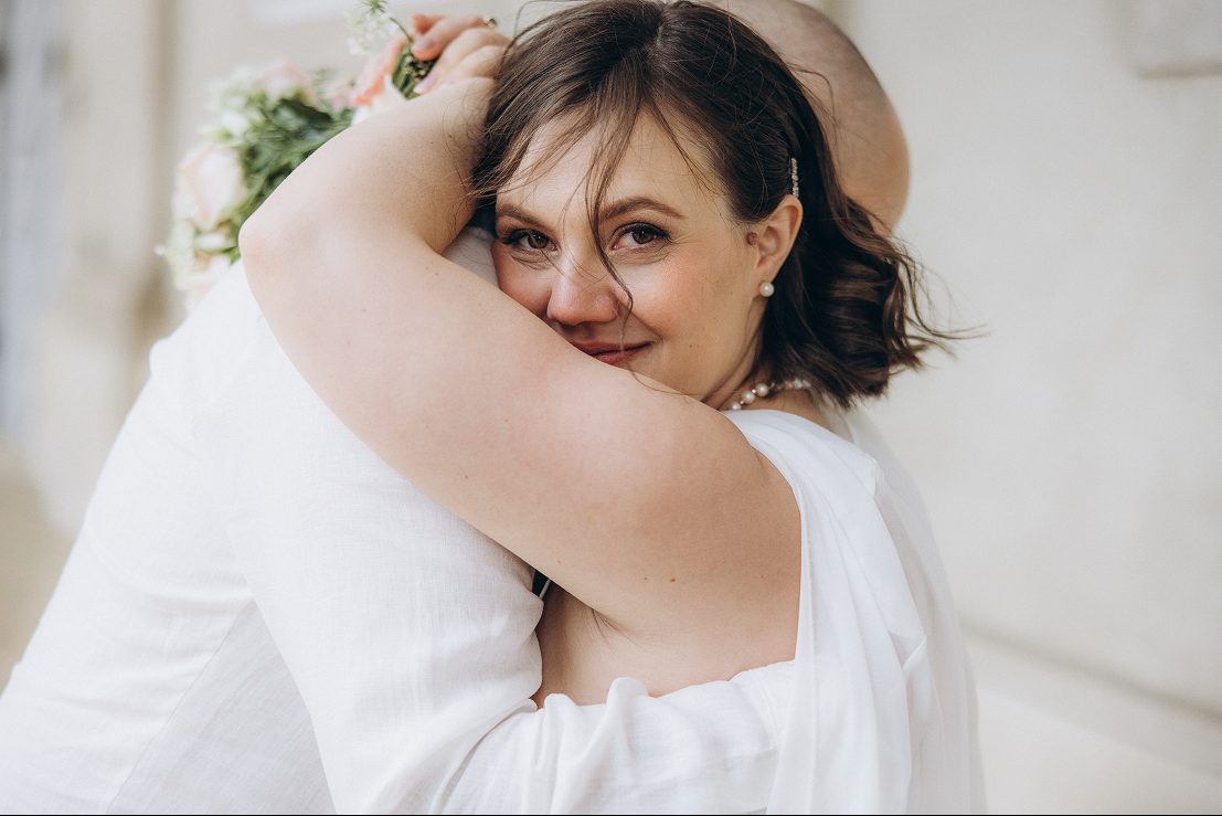A relaxed, natural embrace